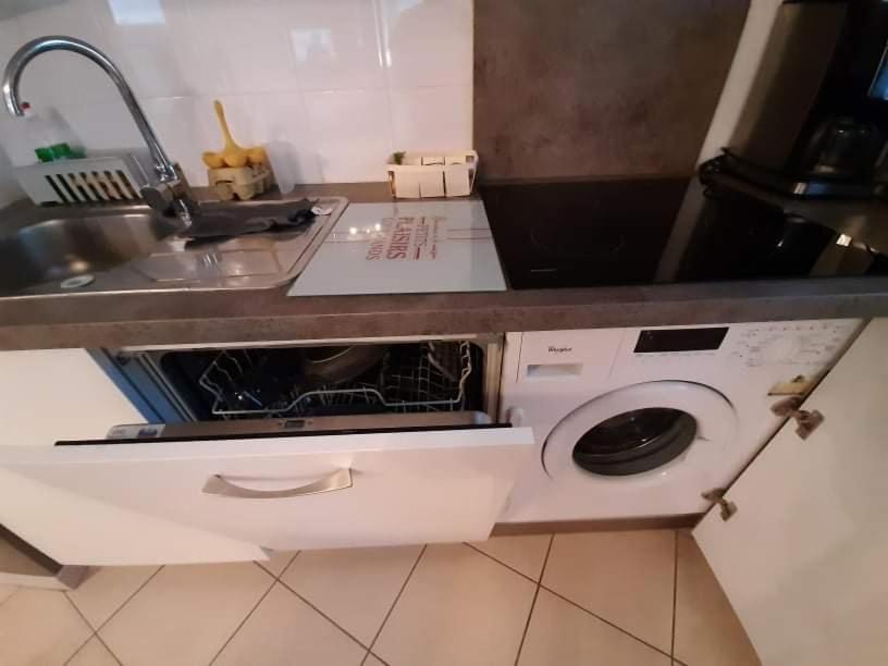 Logement Entier, Calme, Hyper Equipe Saint-Laurent-de-la-Salanque Exteriör bild