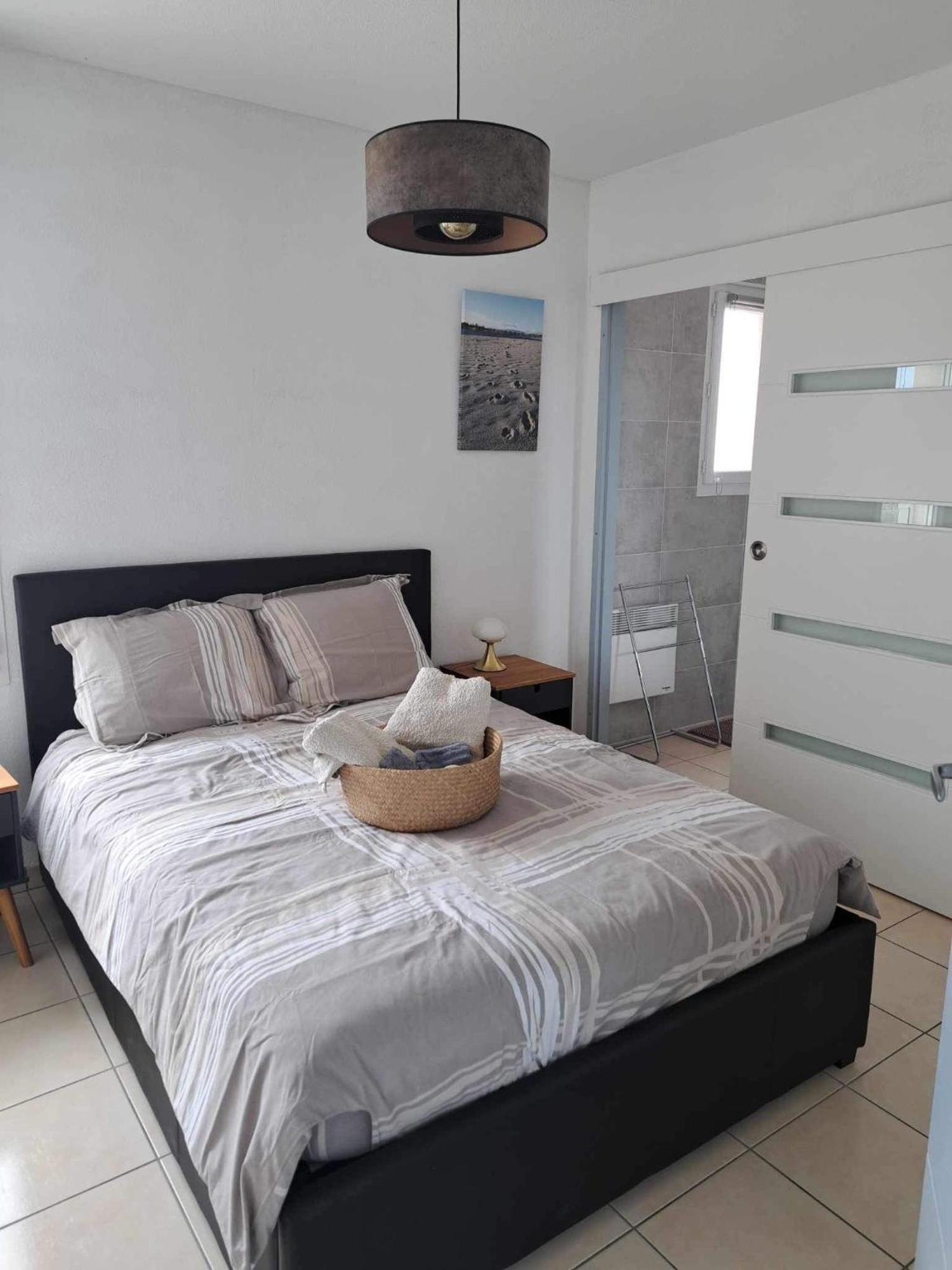 Logement Entier, Calme, Hyper Equipe Saint-Laurent-de-la-Salanque Exteriör bild
